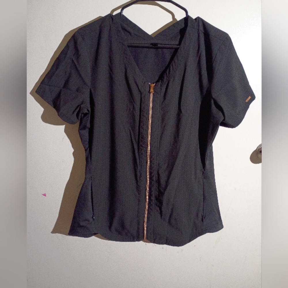 Cherokee Black Fitted Buttoned Short Sleeve Blouse